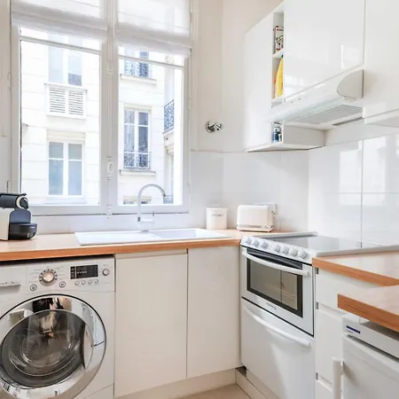 Appartamento Lovely Near Le Bon Marche Parigi